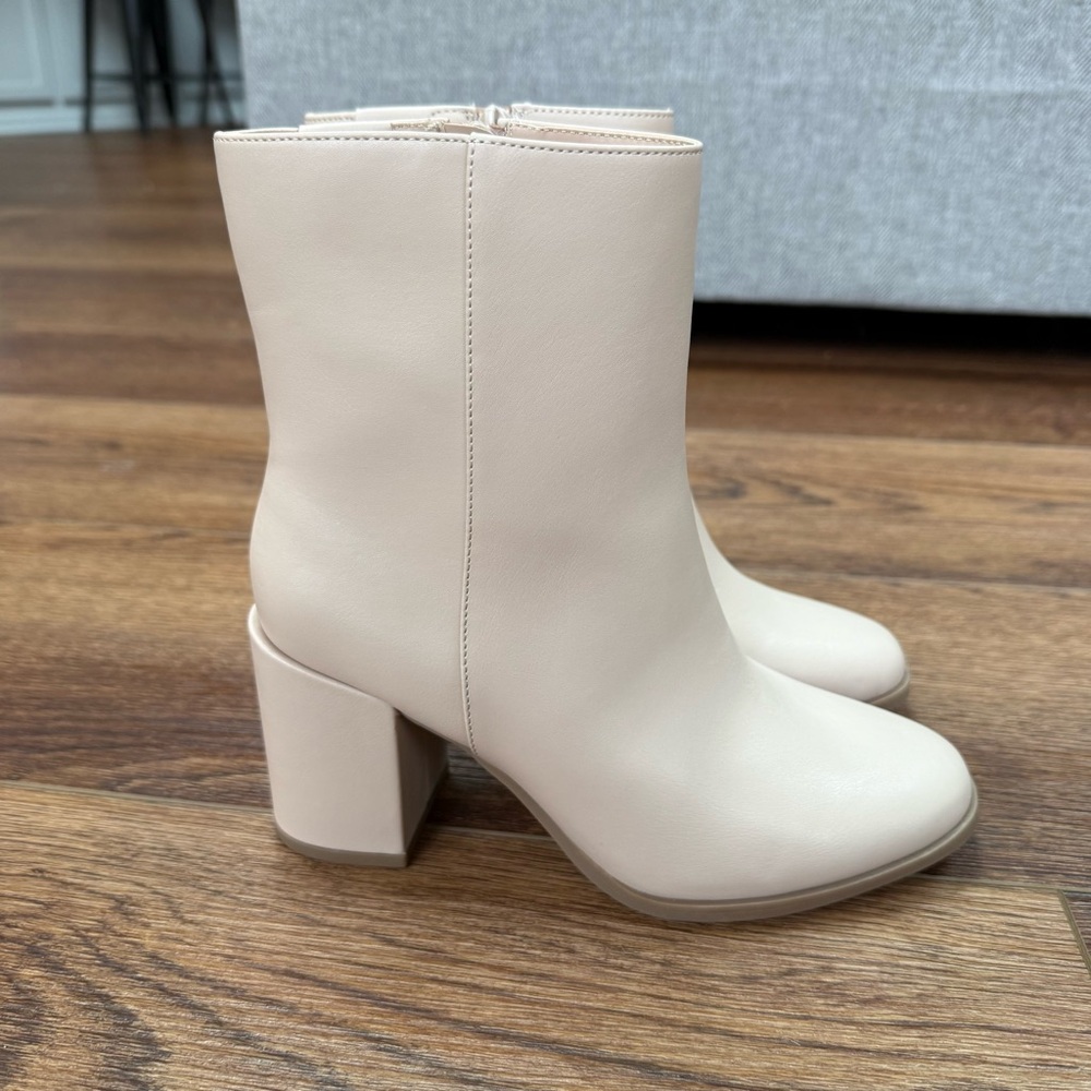 A New Day Janelle boots